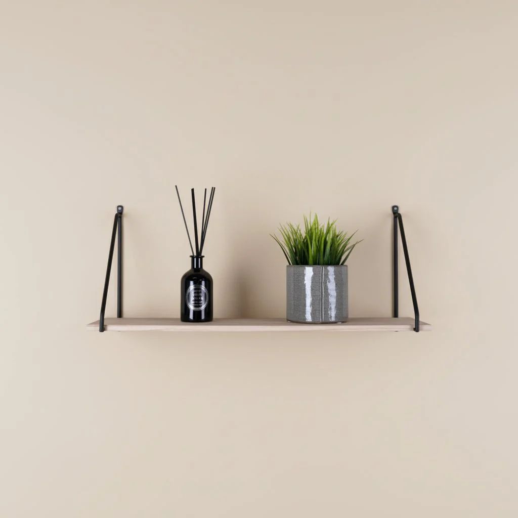 Arnhem vegghylle trehylle sort ramme 65 x 17 cm