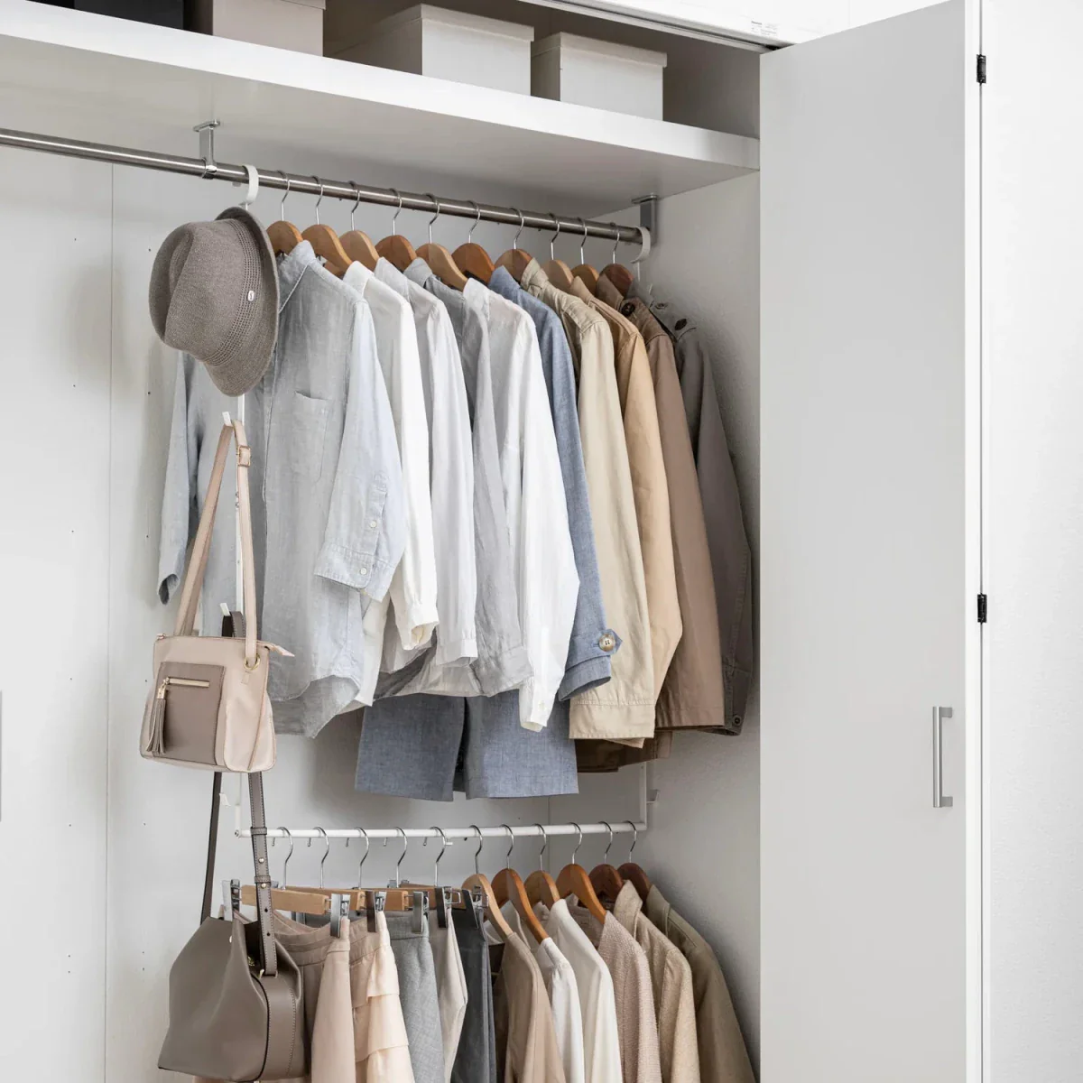 Justerbart klesstativ for garderobe med kroker - Image 6