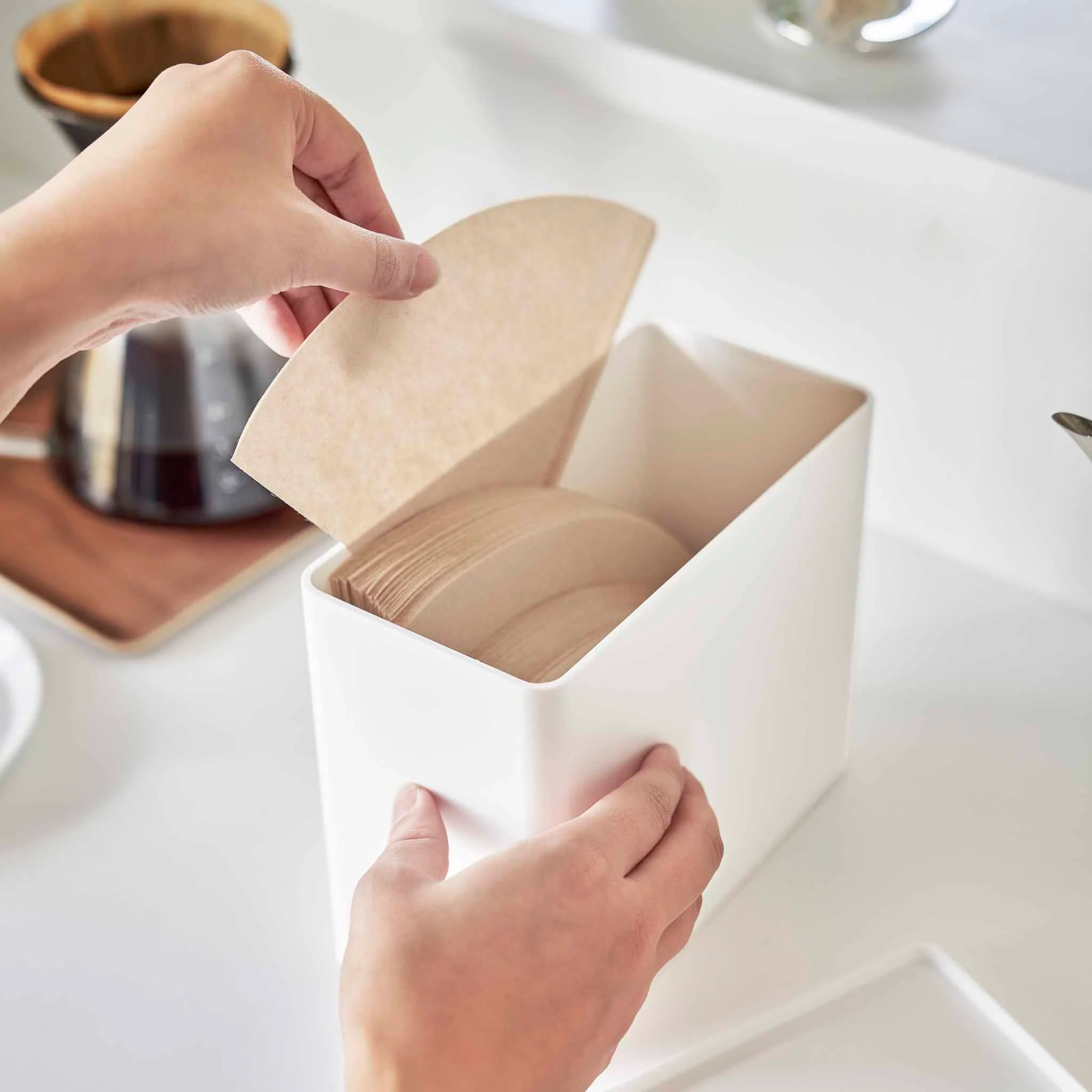 Oppbevaringsboks til kaffefilter og kapsler hvit 1,9L