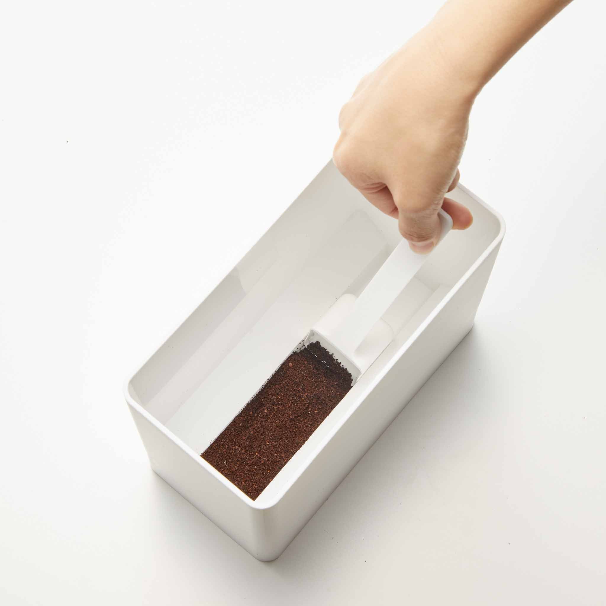 Lufttett kaffeboks 1,6L med måleskje hvit 18,4 x 15,4 cm - Image 9