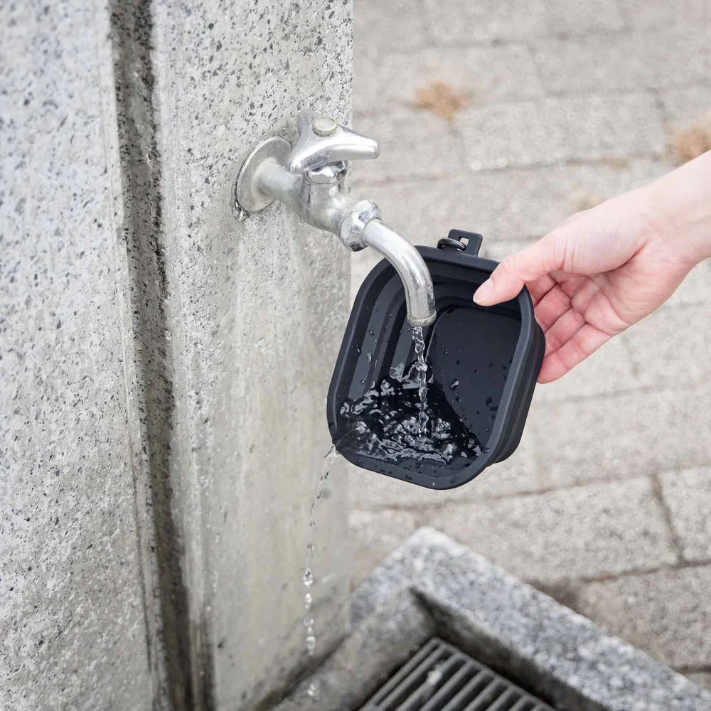 Matskål for kjæledyr sort