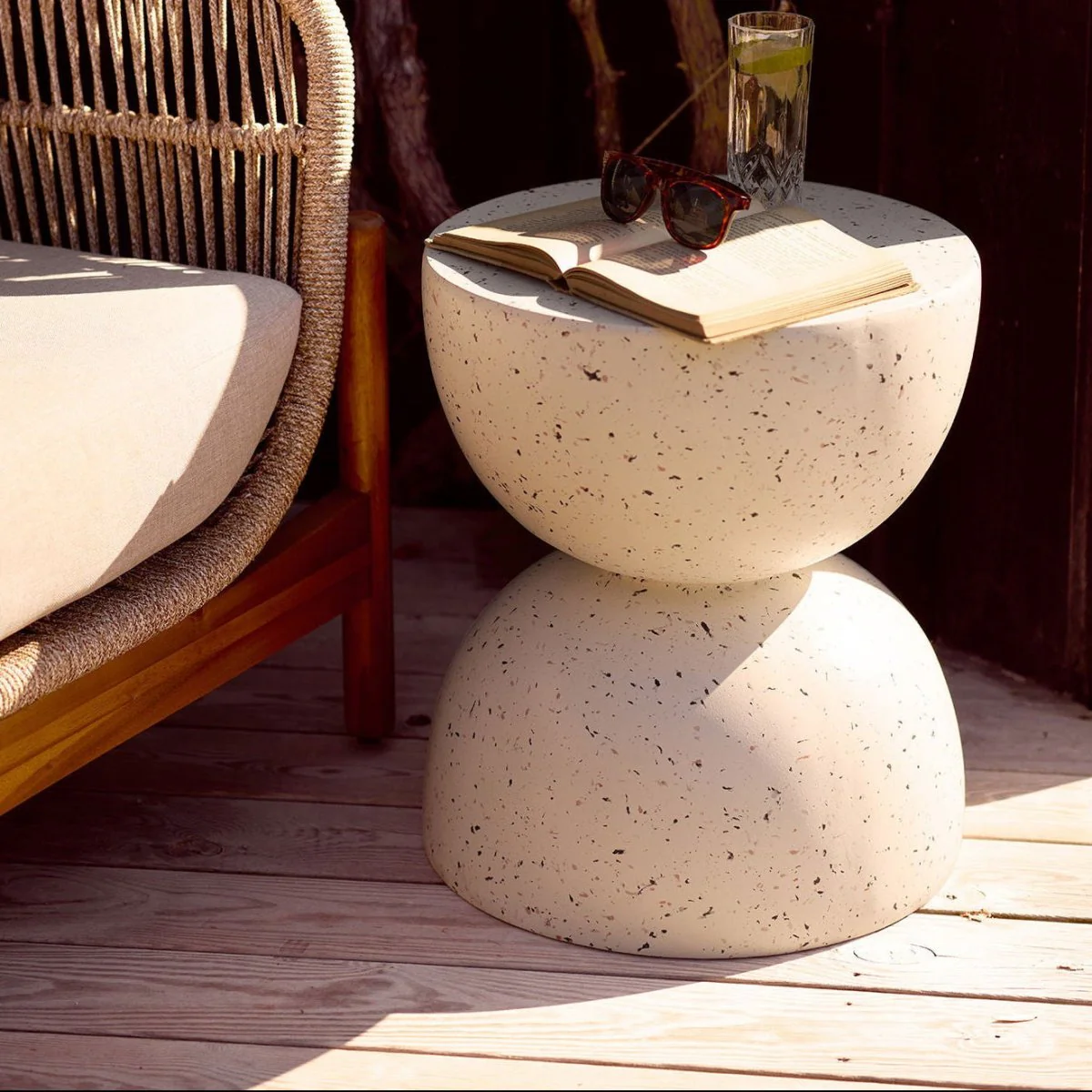 Sidebord i fiberglass terazzo - Image 7