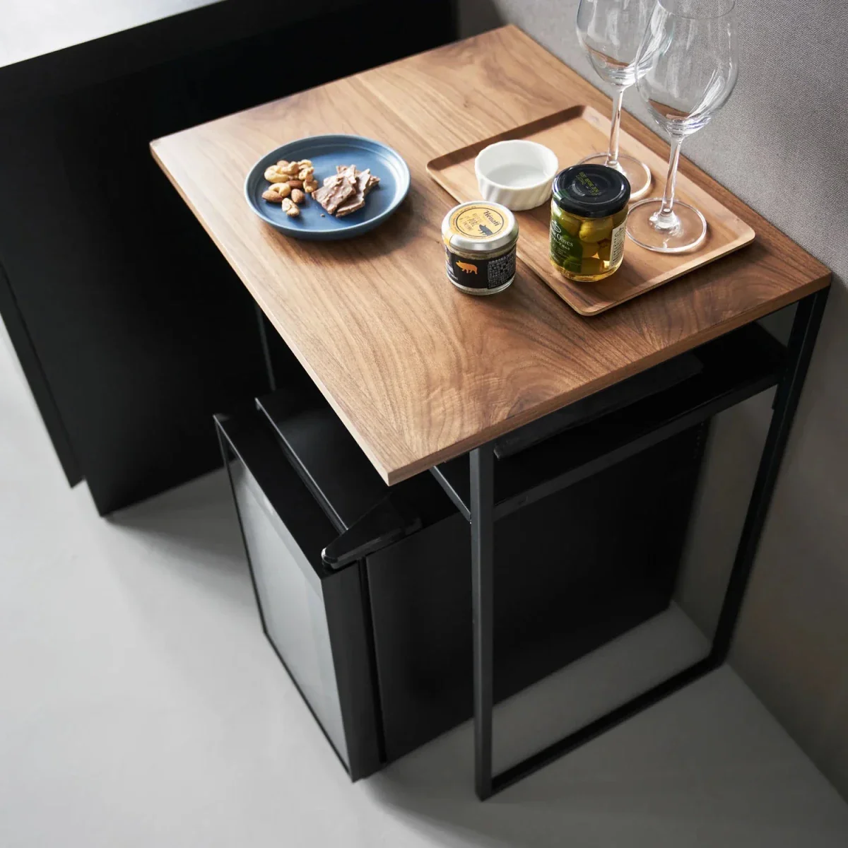 Sidebord med treplate og uttrekkbar hylle sort 53 x 45 x 66,8 cm - Image 2