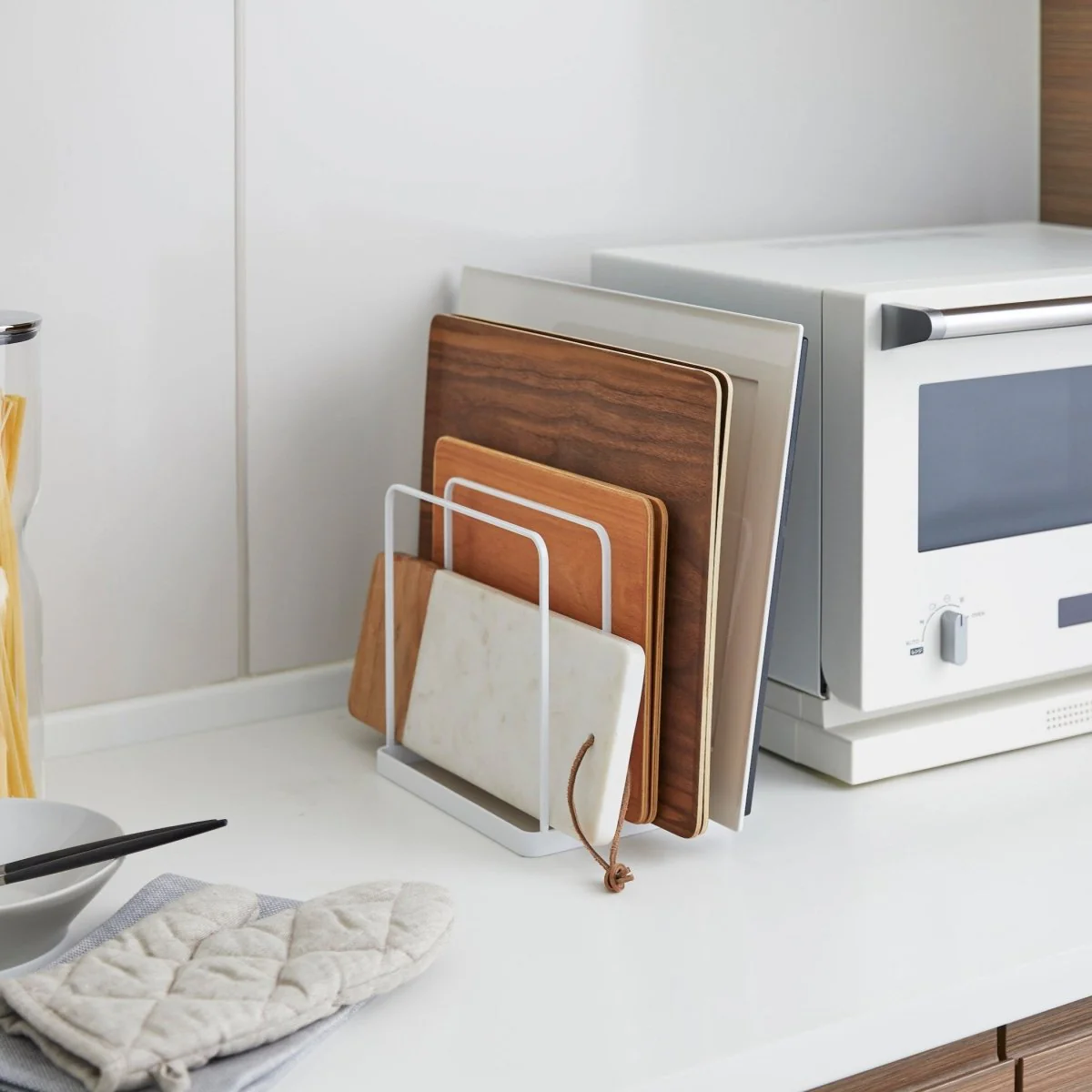 Skjærebrettstativ hvit