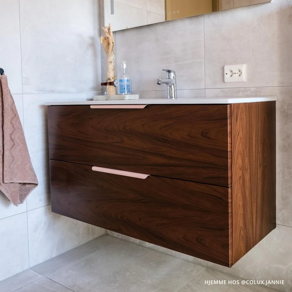 Walnut Deep kontaktplast - Image 4